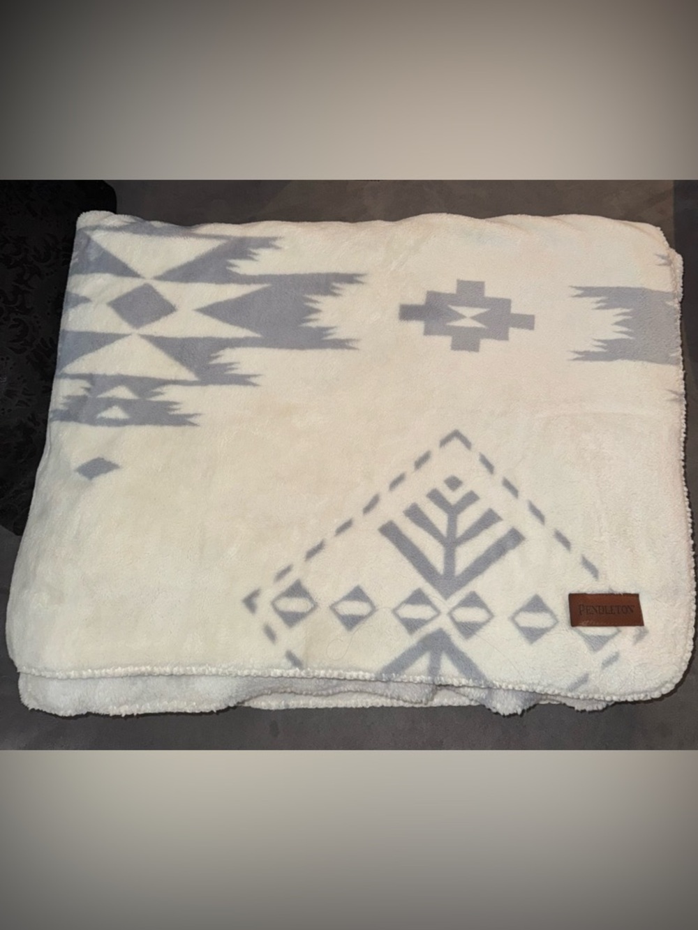 Pendleton Southwestern Ultra Soft Sherpa Fleece Throw Blanket